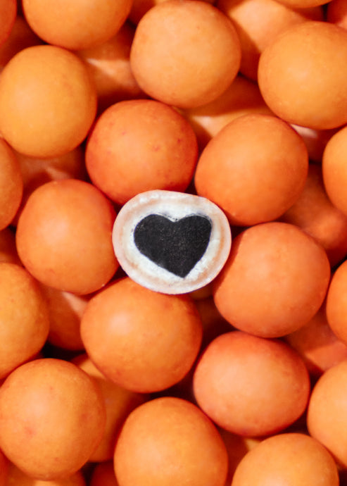 Peaches от Lakrids by Bülow – експлозия от свежест, в която ще се влюбите