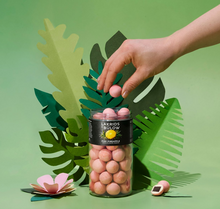 Заредете изображение във визуализатора на галерията – PINK PINEAPPLE
